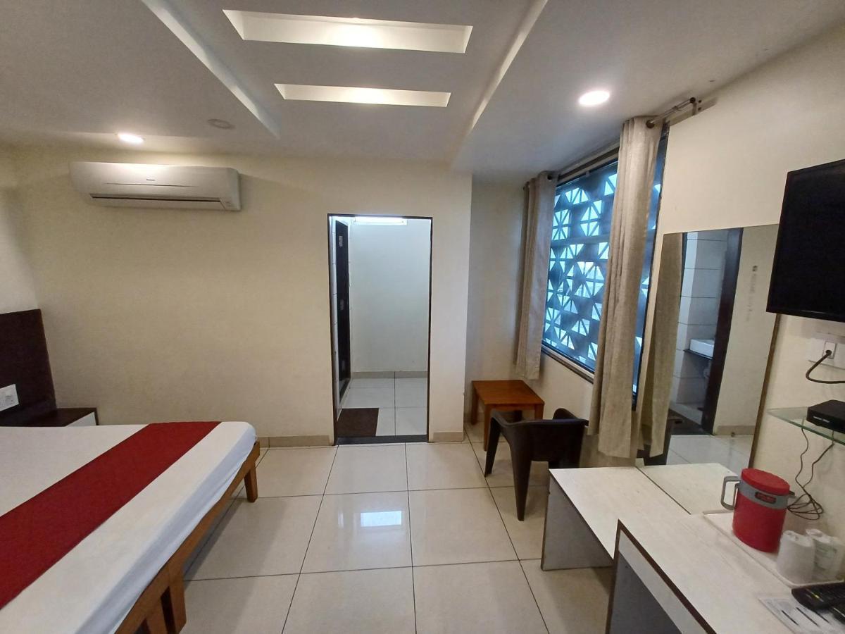 Hotel Rashika Palace