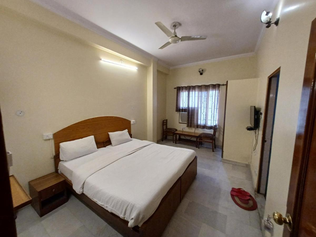 Hotel Raghav Palace 2*