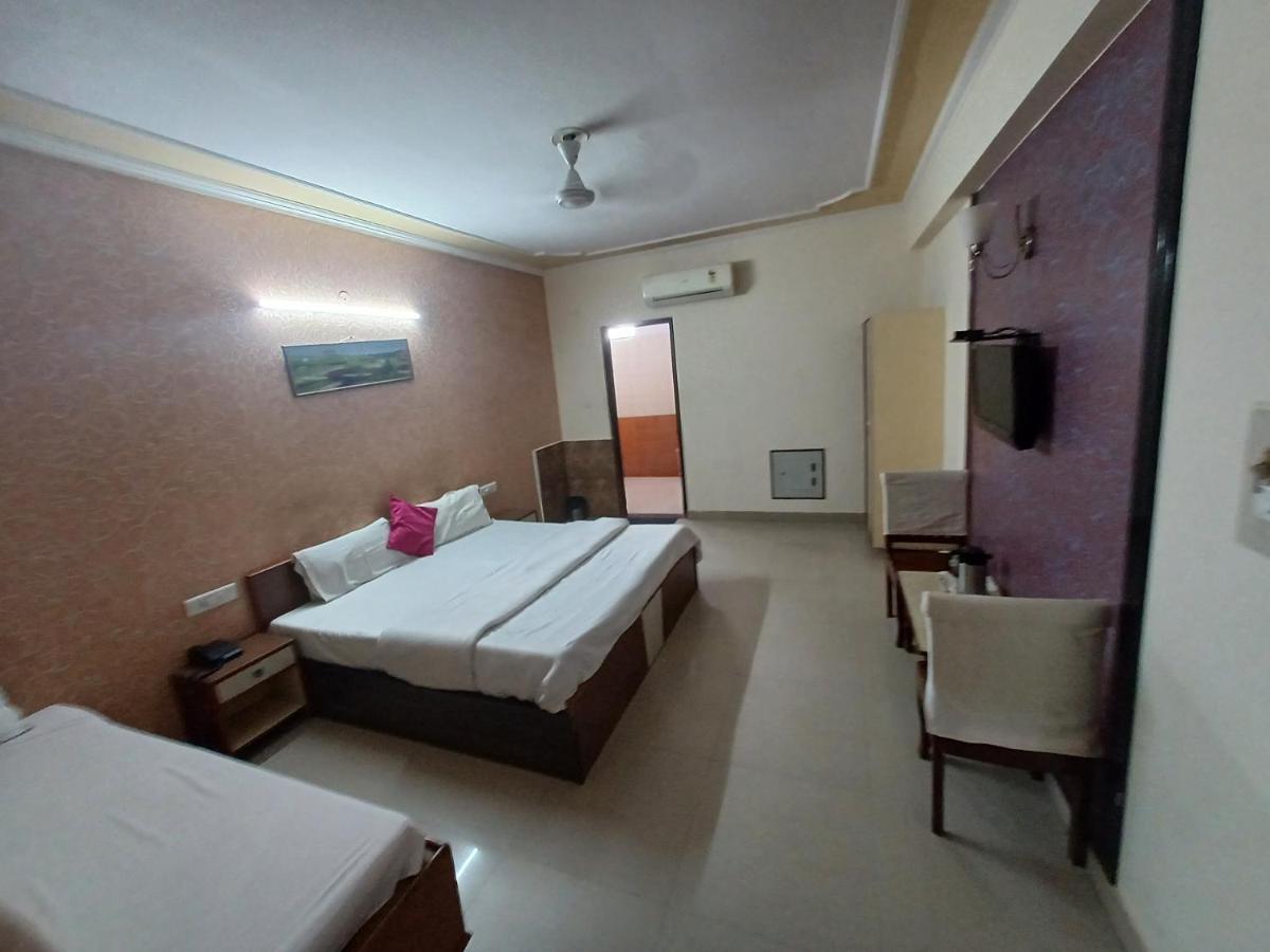 Hotel Star Inn