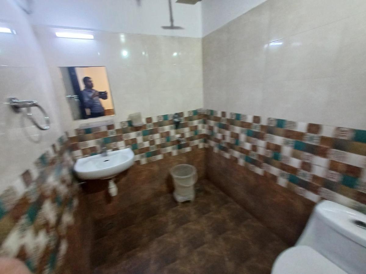 Hotel Star Inn Hotel 2*