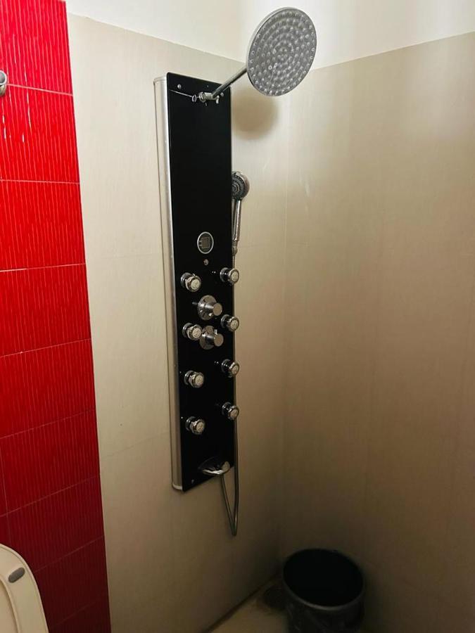 Luxaura 3bhk Pvt Loft *
