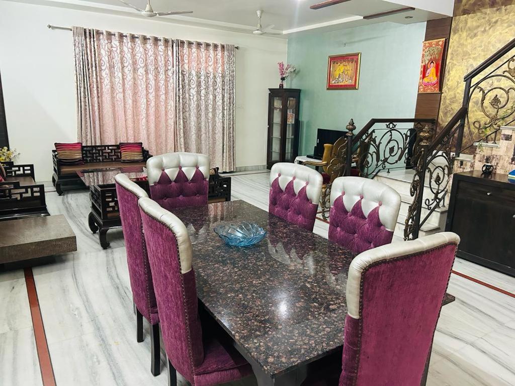 Villa Luxaura 3bhk Pvt Loft Jaipur