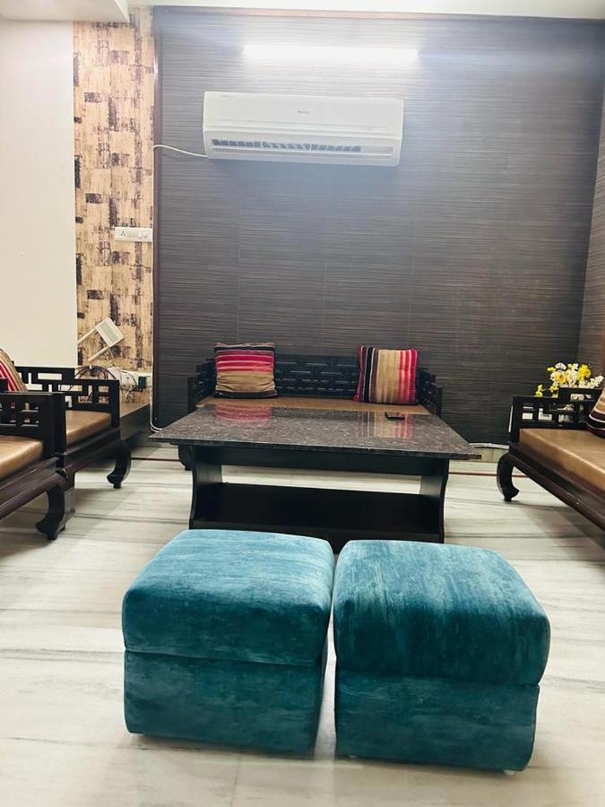 Luxaura 3bhk Pvt Loft Villa