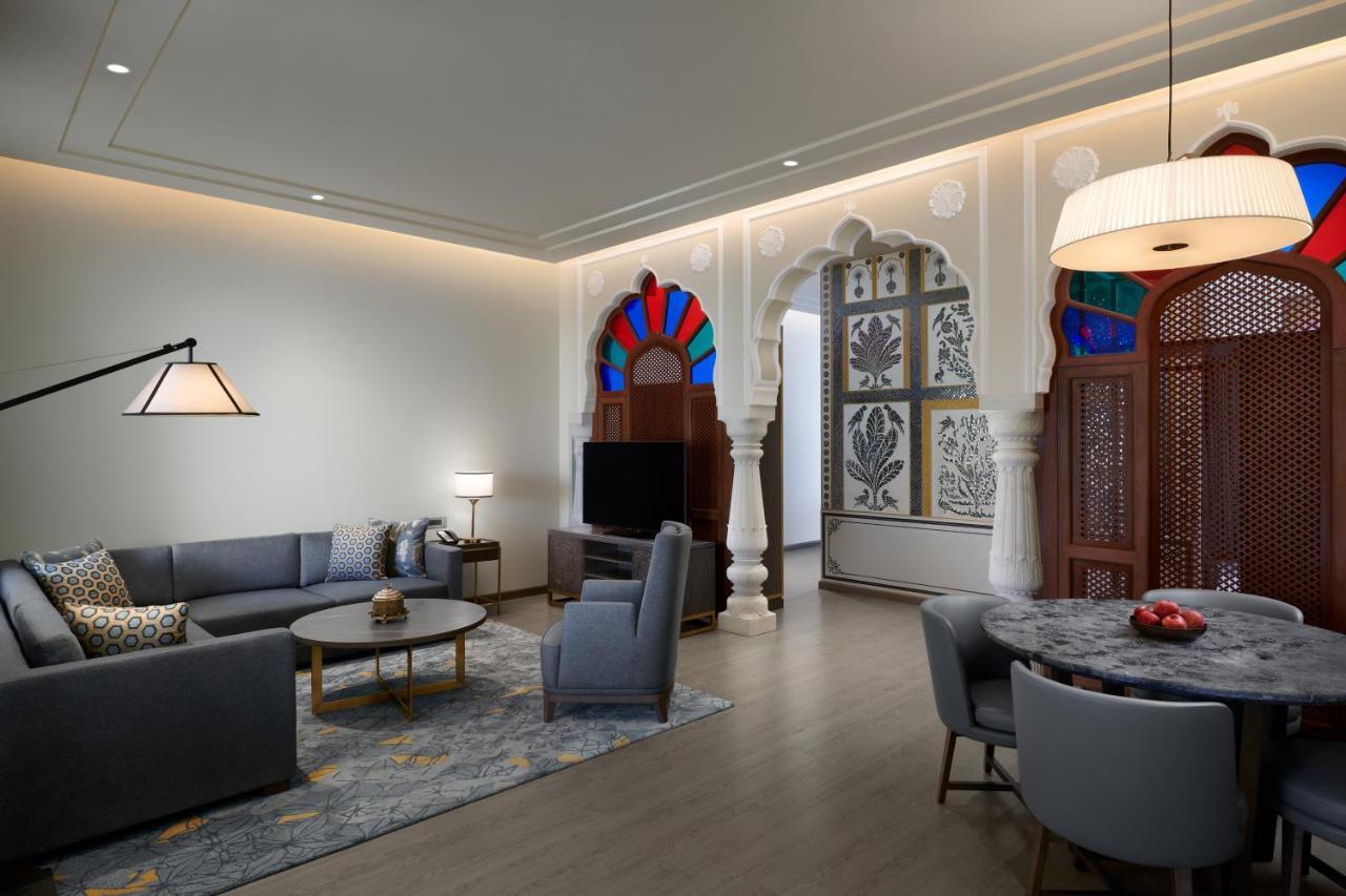 Hotel Hyatt Regency Mansarovar 5*