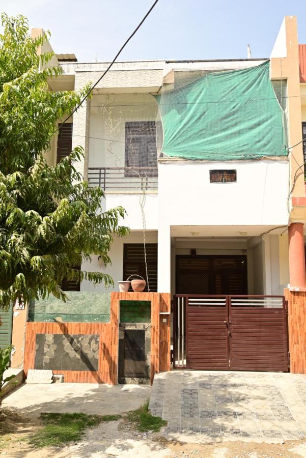 Ashok Niwas- A Peaceful & Work Friendly Homestay Near Iskcon Temple, Apartment *