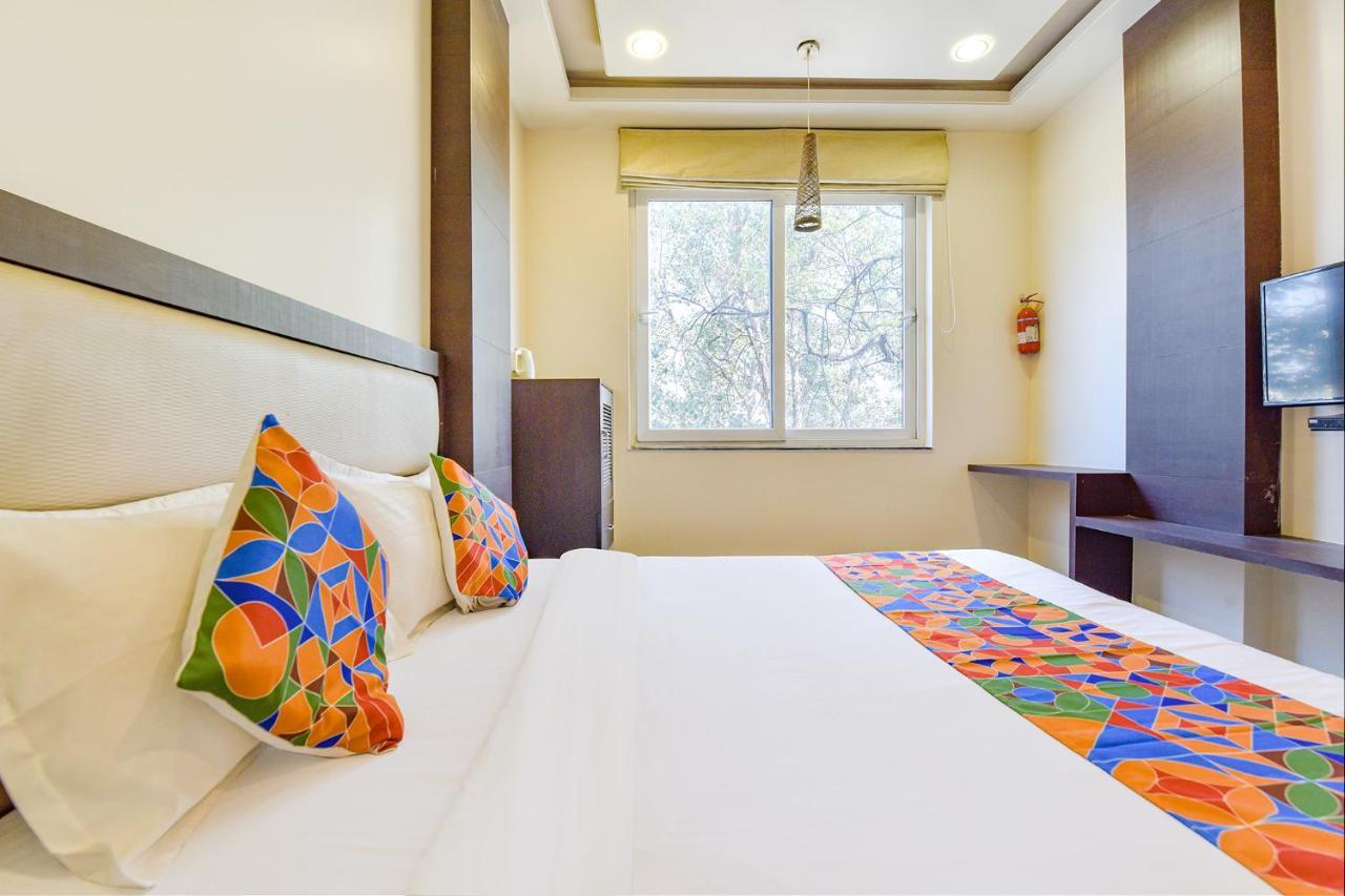 Fabhotel Resolute Gopalpura 3*