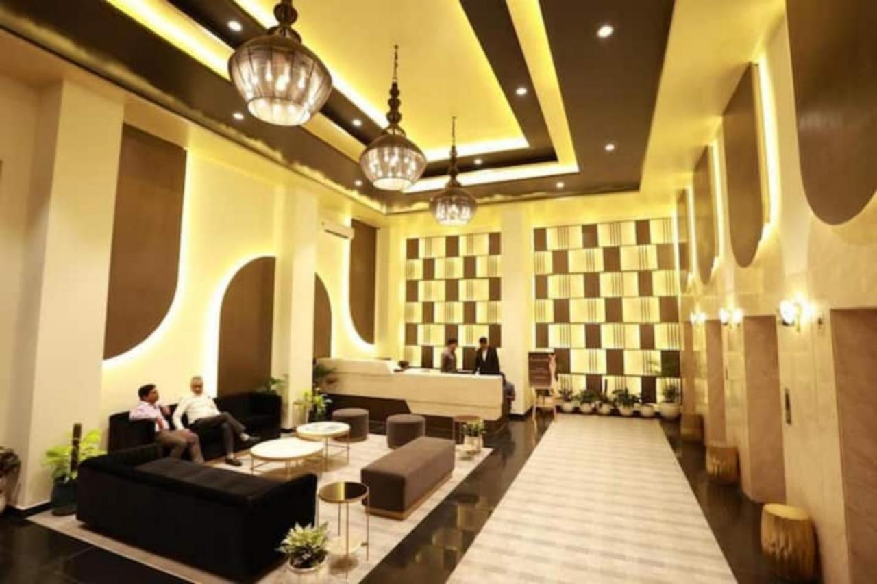 The Grand Anukampa Evergreen Apartment *