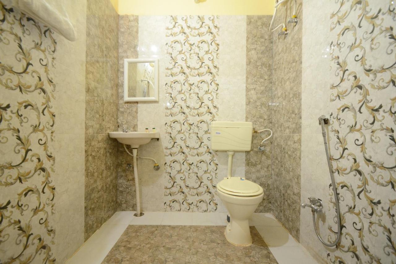 Oyo Blue Moon 3* Jaipur