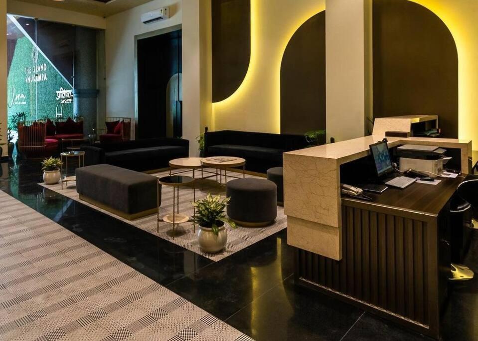 Grand Anukampa By Black Tie Hospitality Apartment *