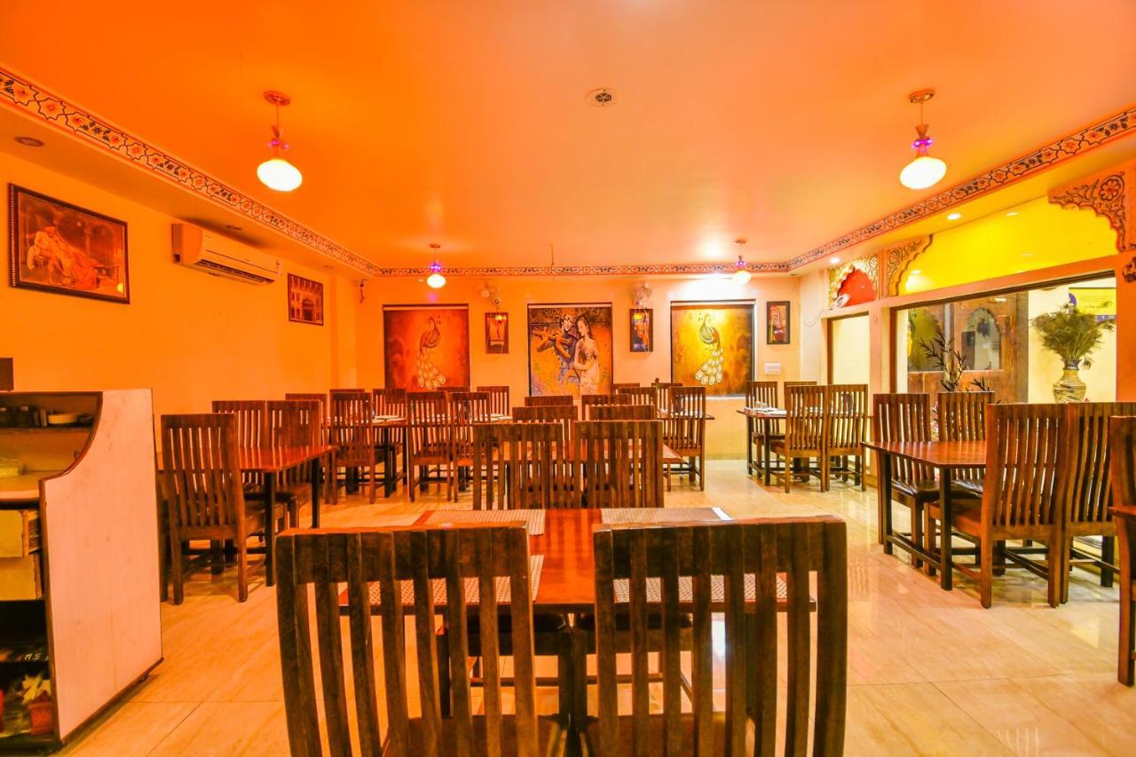 Laxmi Niwas Hotel Jaipur