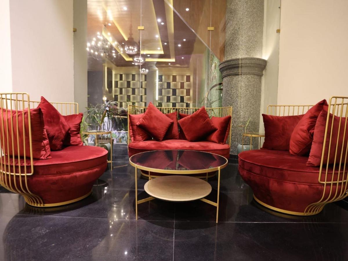 Grand Anukampa By Black Tie Hospitality Apartment *
