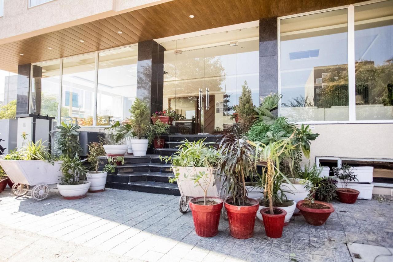 Collection O Good Times Boutique Hotel 4*