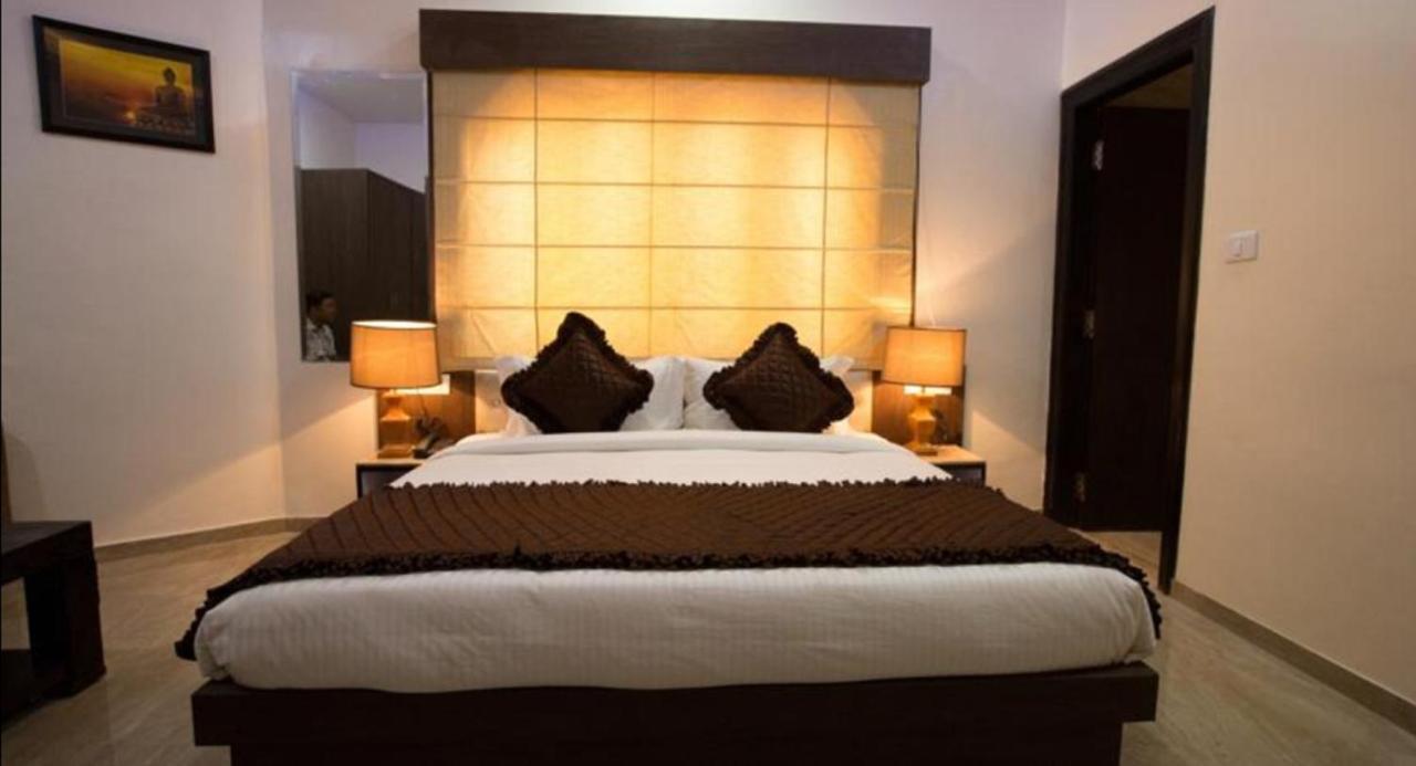 Hotel Mahadev Villa