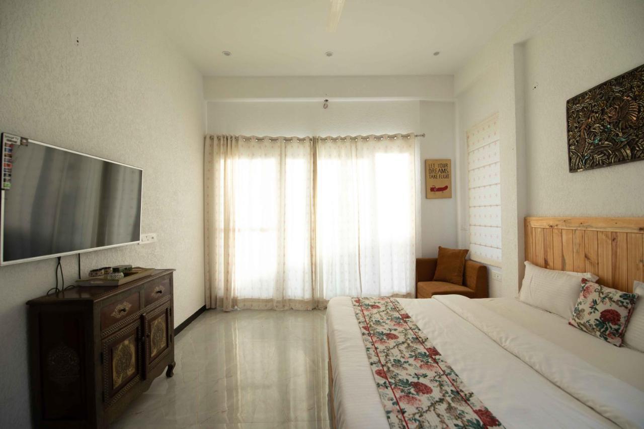 Natural Pearl Farmhouse * Jaipur