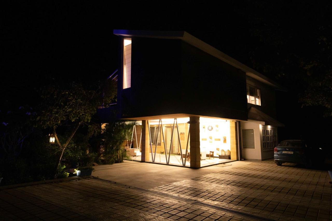 Natural Pearl Farmhouse Villa