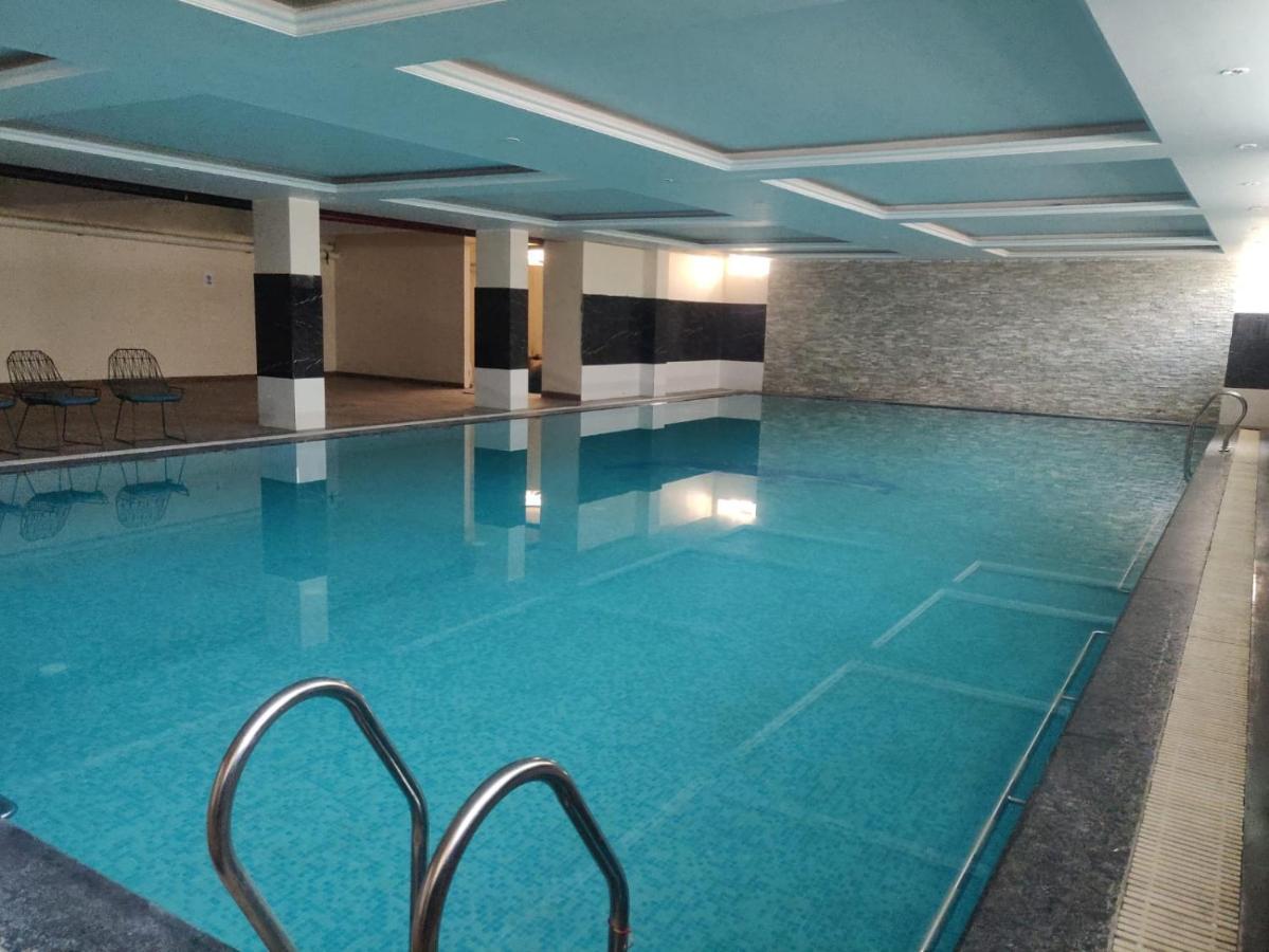 Hotel Ekana *