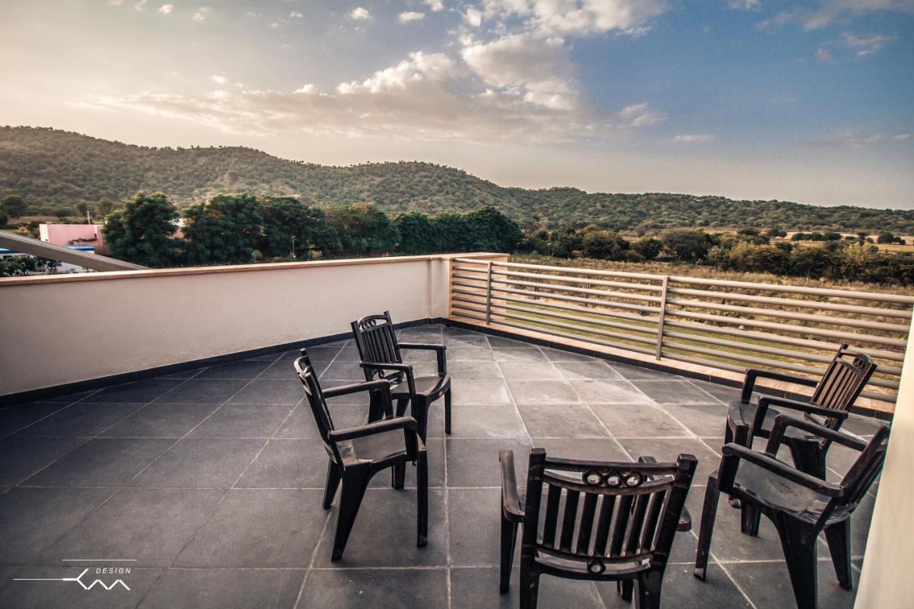 Villa Natural Pearl Farmhouse Jaipur