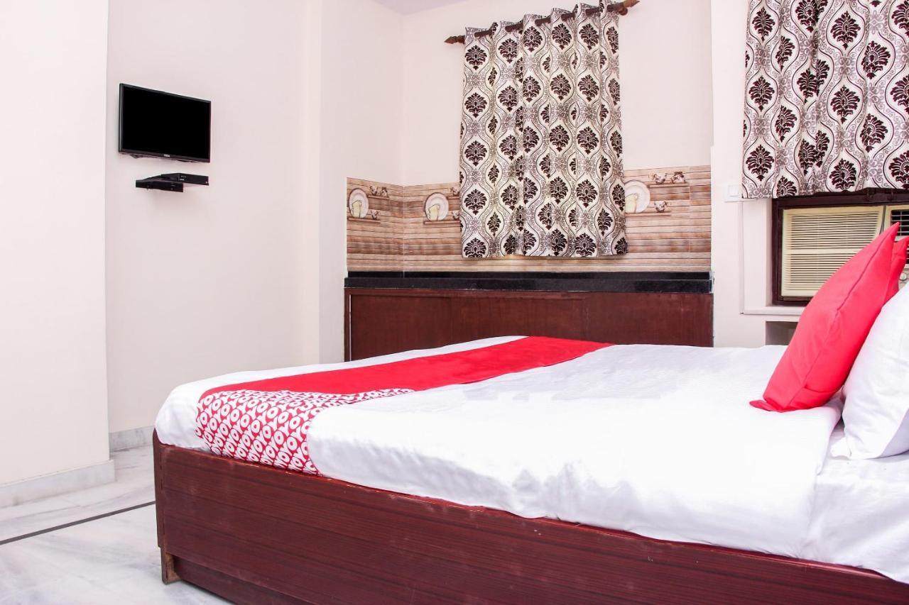 Oyo Srk & Hotel Jaipur