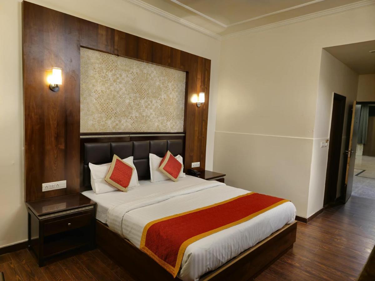 Prime Safari Jaipur