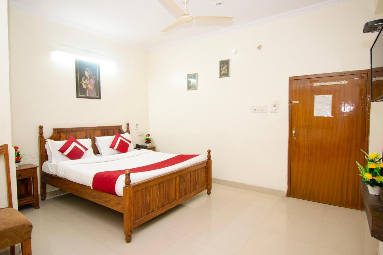 Hotel Raghuraj Palace Jaipur