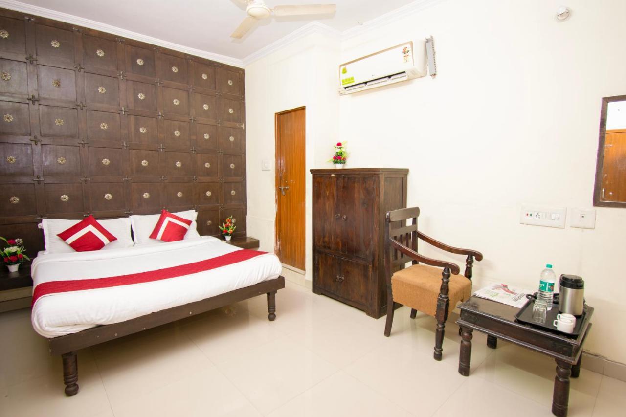 Raghuraj Palace 3* Jaipur