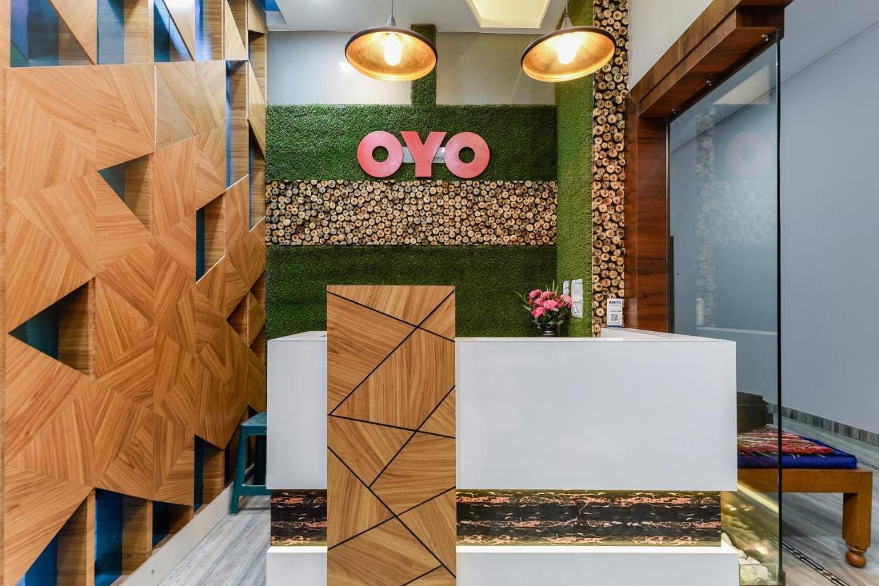Oyo Flagship 30930 Hotel