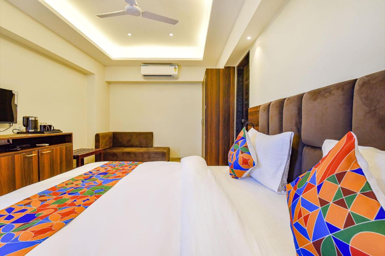 Fabhotel Prime Pink Park Hotel 3*