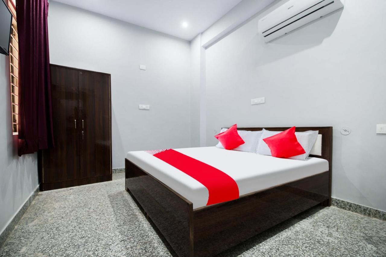 O Ganesham Hotel