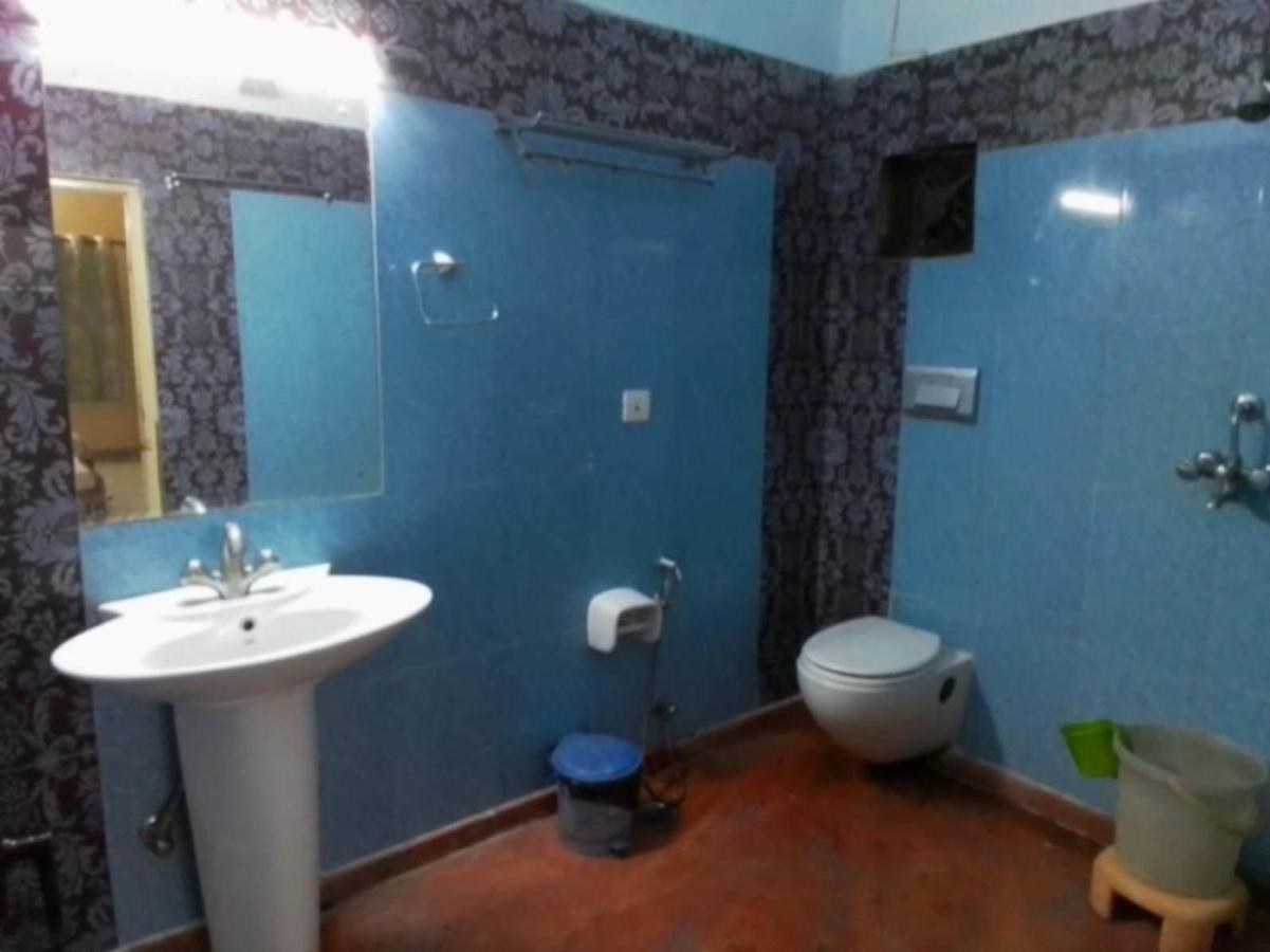 Hotel Singhasan House