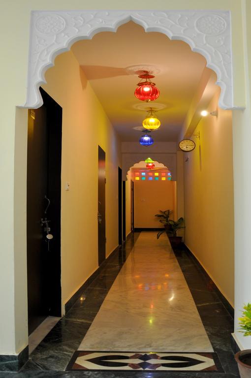 Nahar Singh Haveli 3*