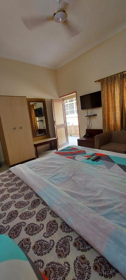 Singhasan House *