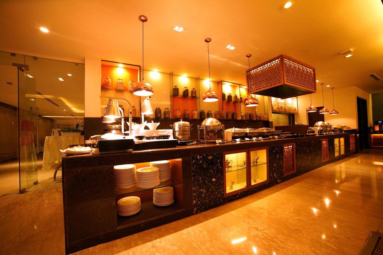 Four Points By Sheraton Jaipur, Square Hotel Jaipur