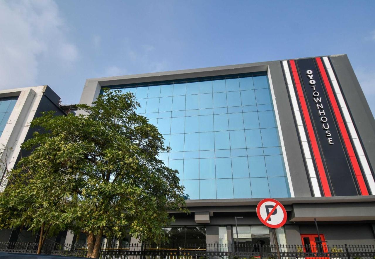 Townhouse Kg Estate Hotel 4*