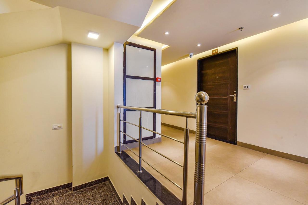 Fabhotel Prime Pink Park 3*