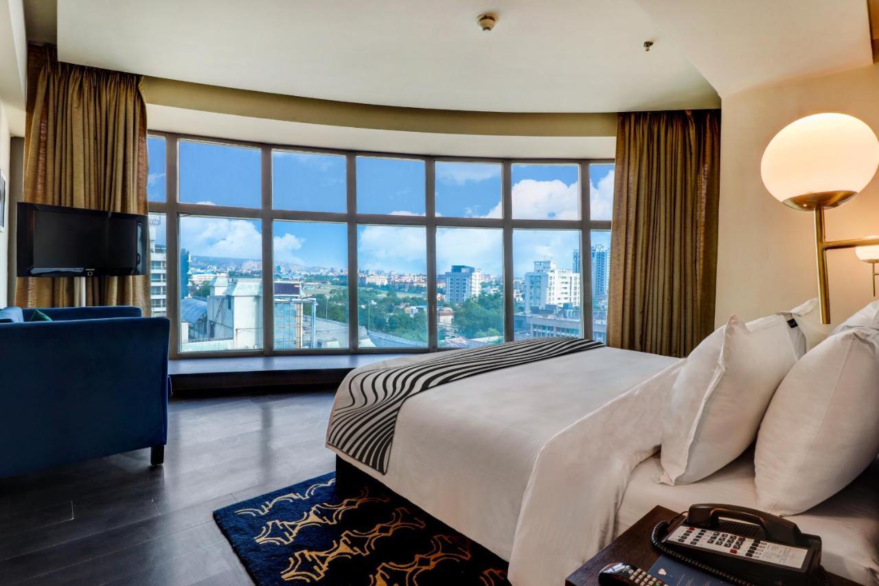 Hotel Sunday