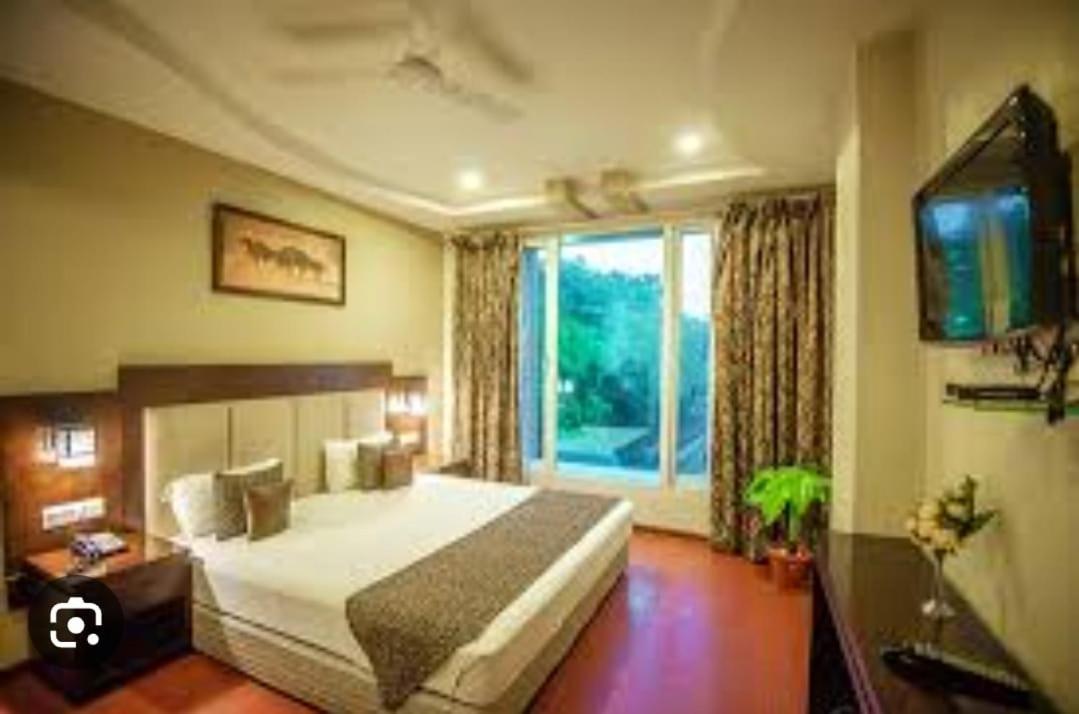 Jaipur B&B Hotel *