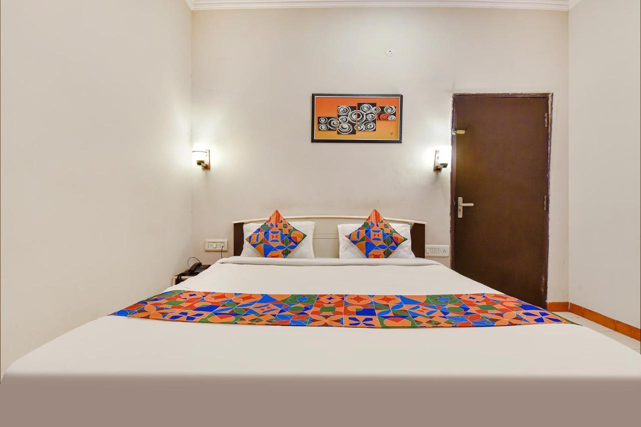 Fabhotel Shri Laxmi Palace Jaipur