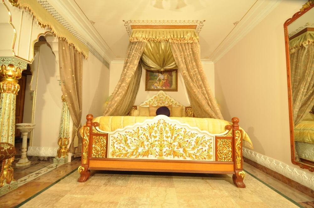 Resort Shiv 5*
