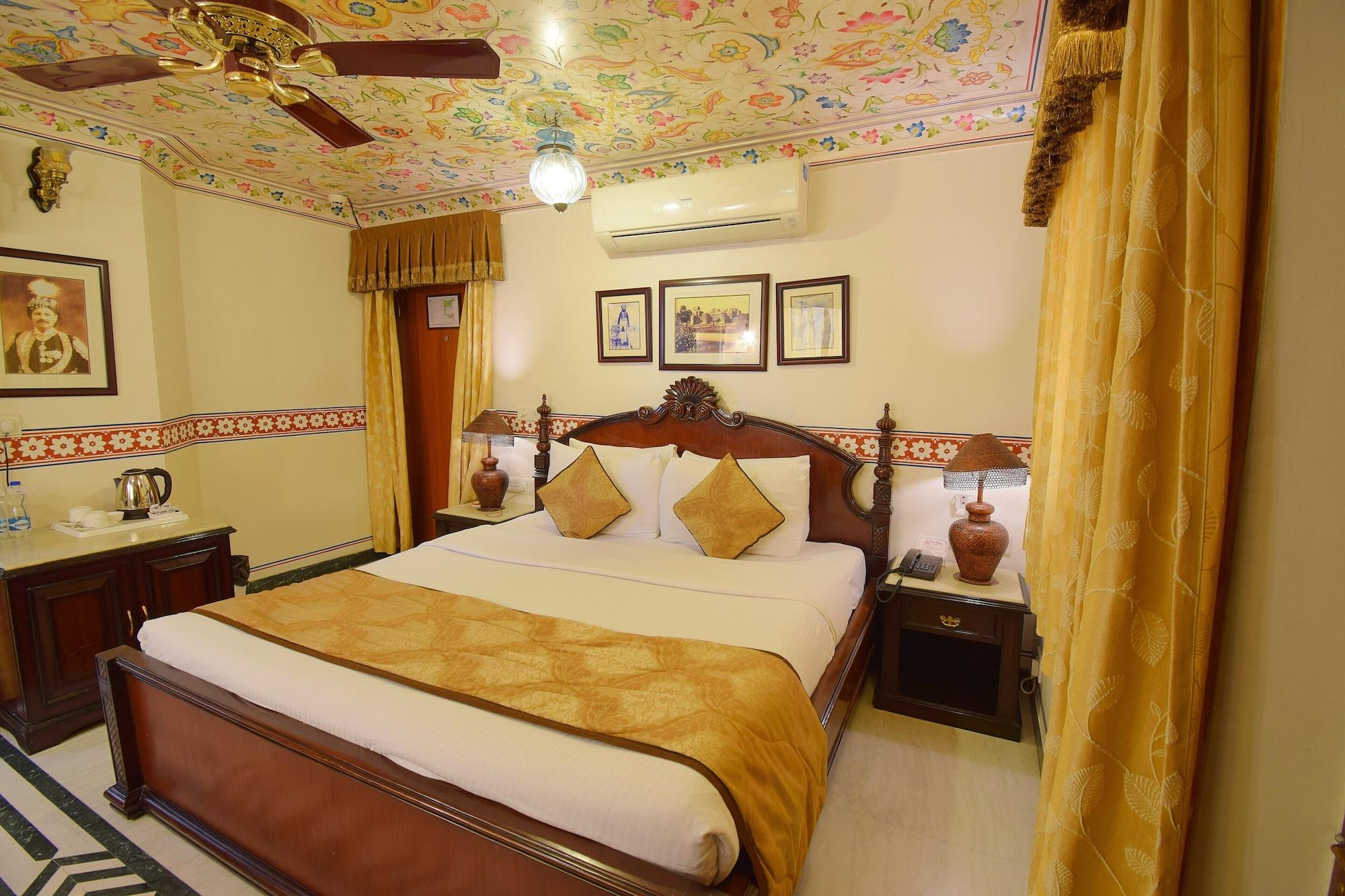 Umaid Bhawan - A Heritage Style Boutique 4*