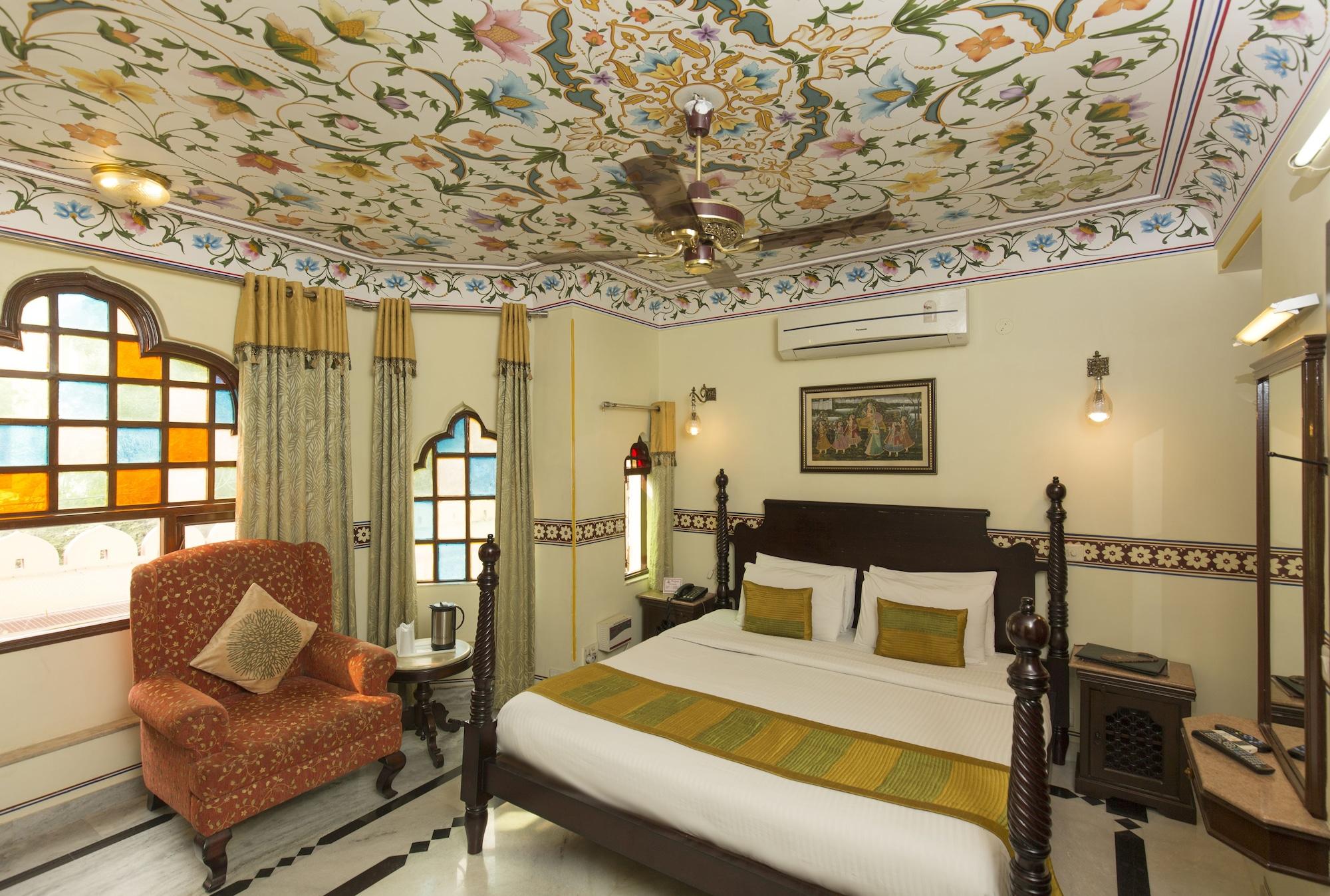 Hotel Umaid Bhawan - A Heritage Style Boutique 4*