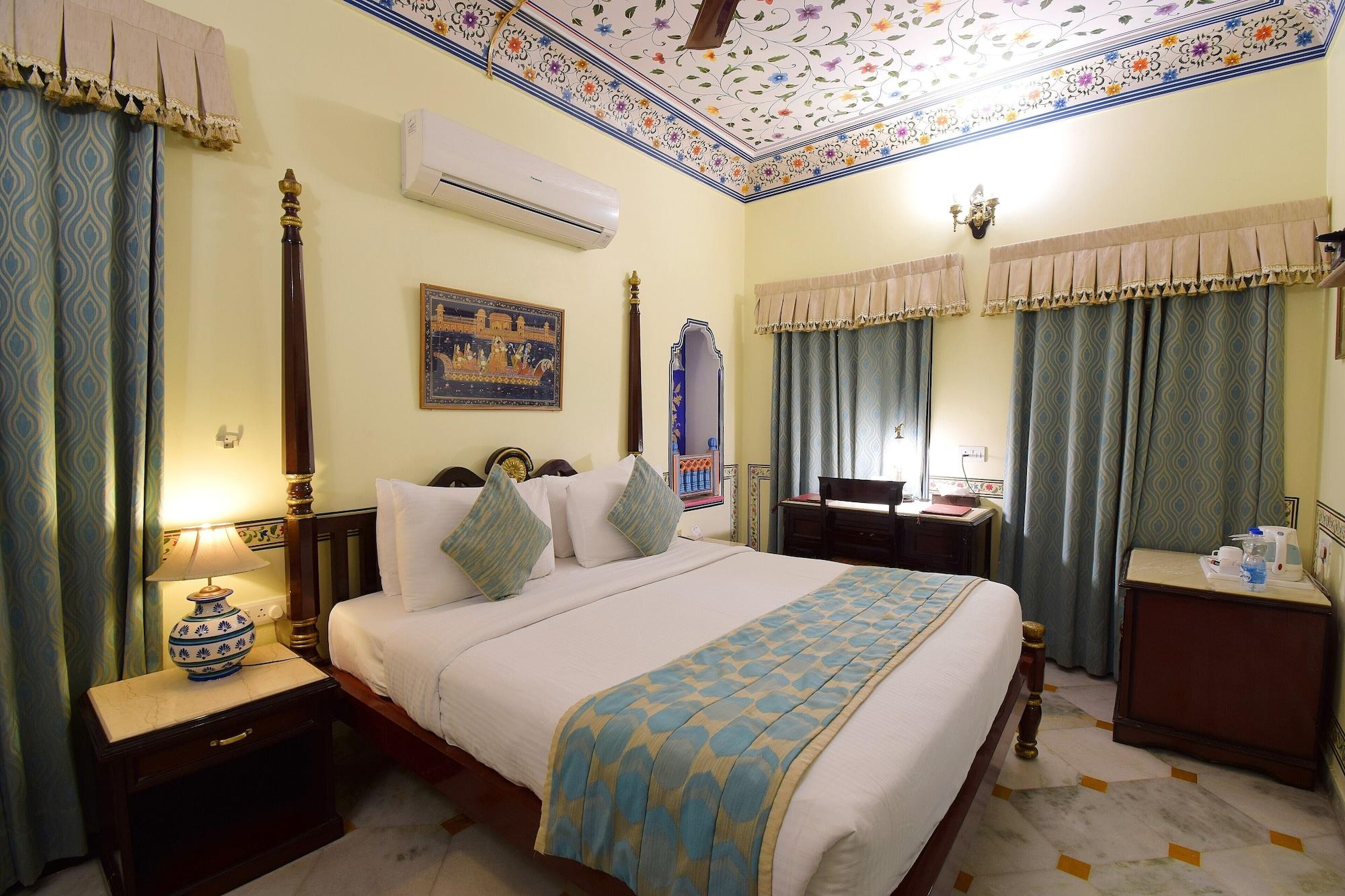 Umaid Bhawan - A Heritage Style Boutique 4*