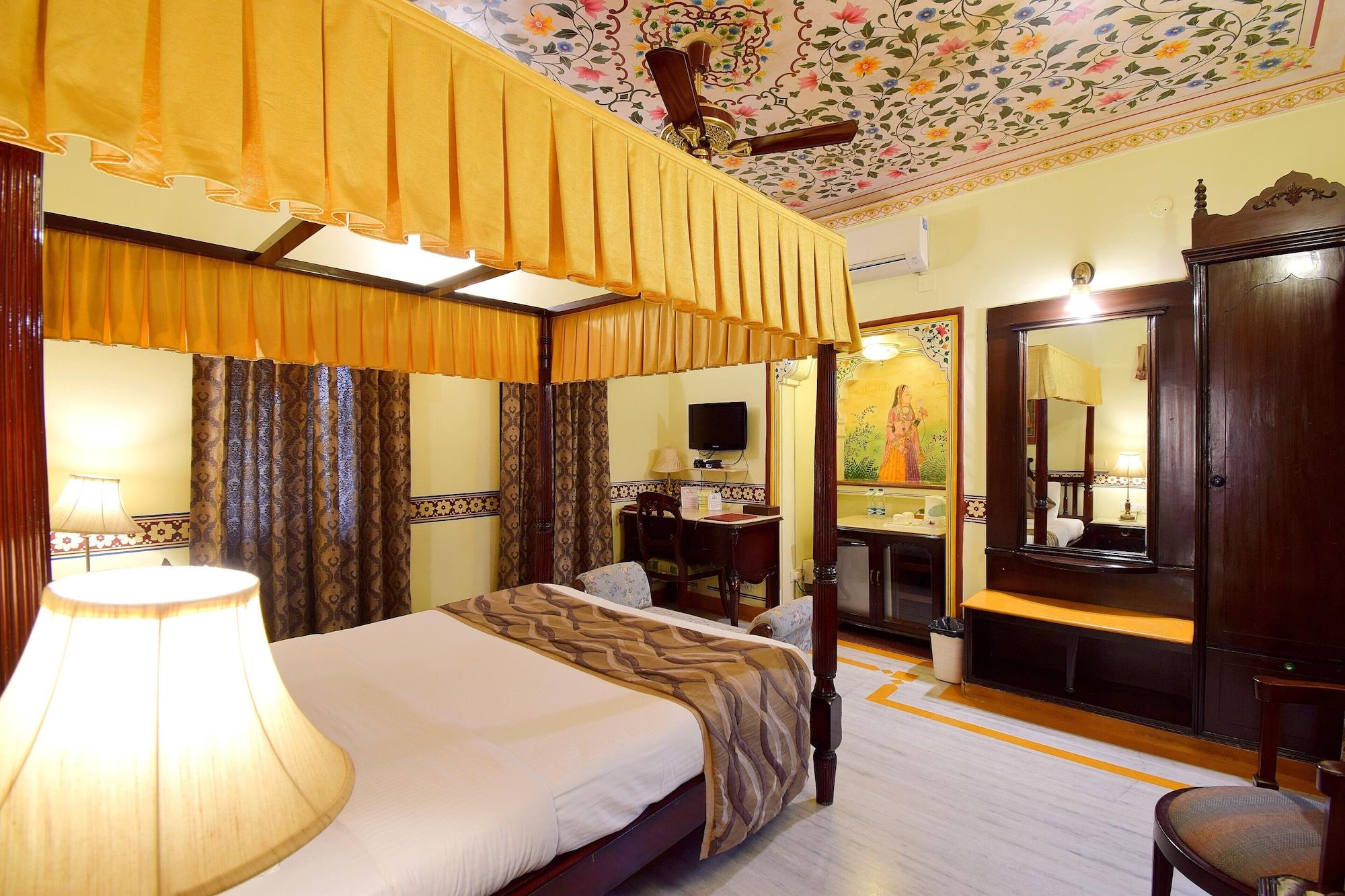 Umaid Bhawan - A Heritage Style Boutique Hotel 4*
