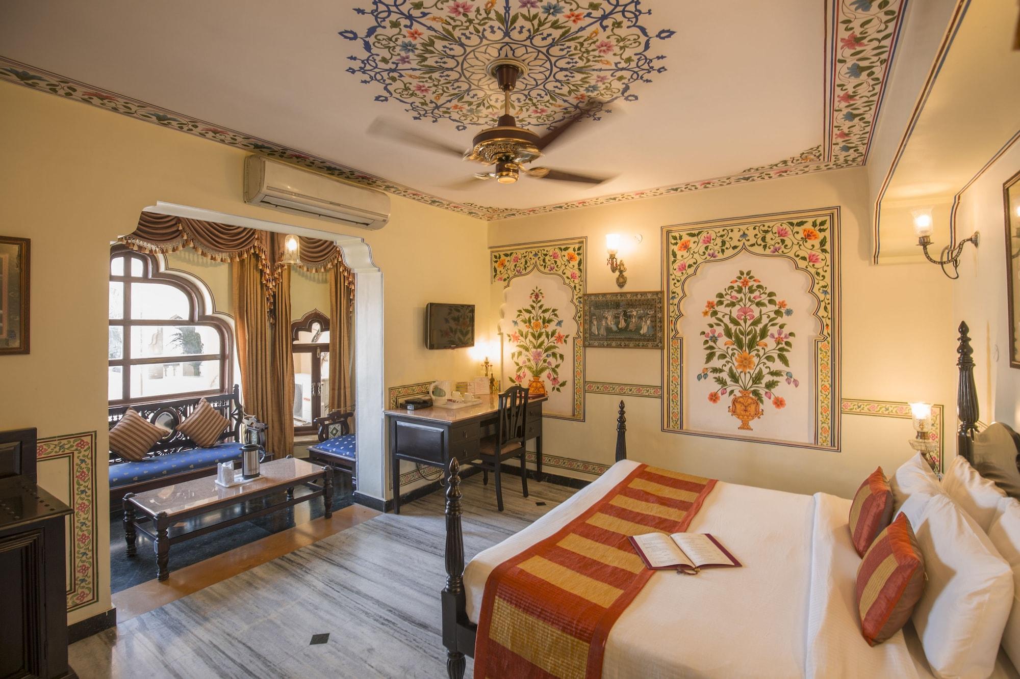Umaid Bhawan - A Heritage Style Boutique 4*