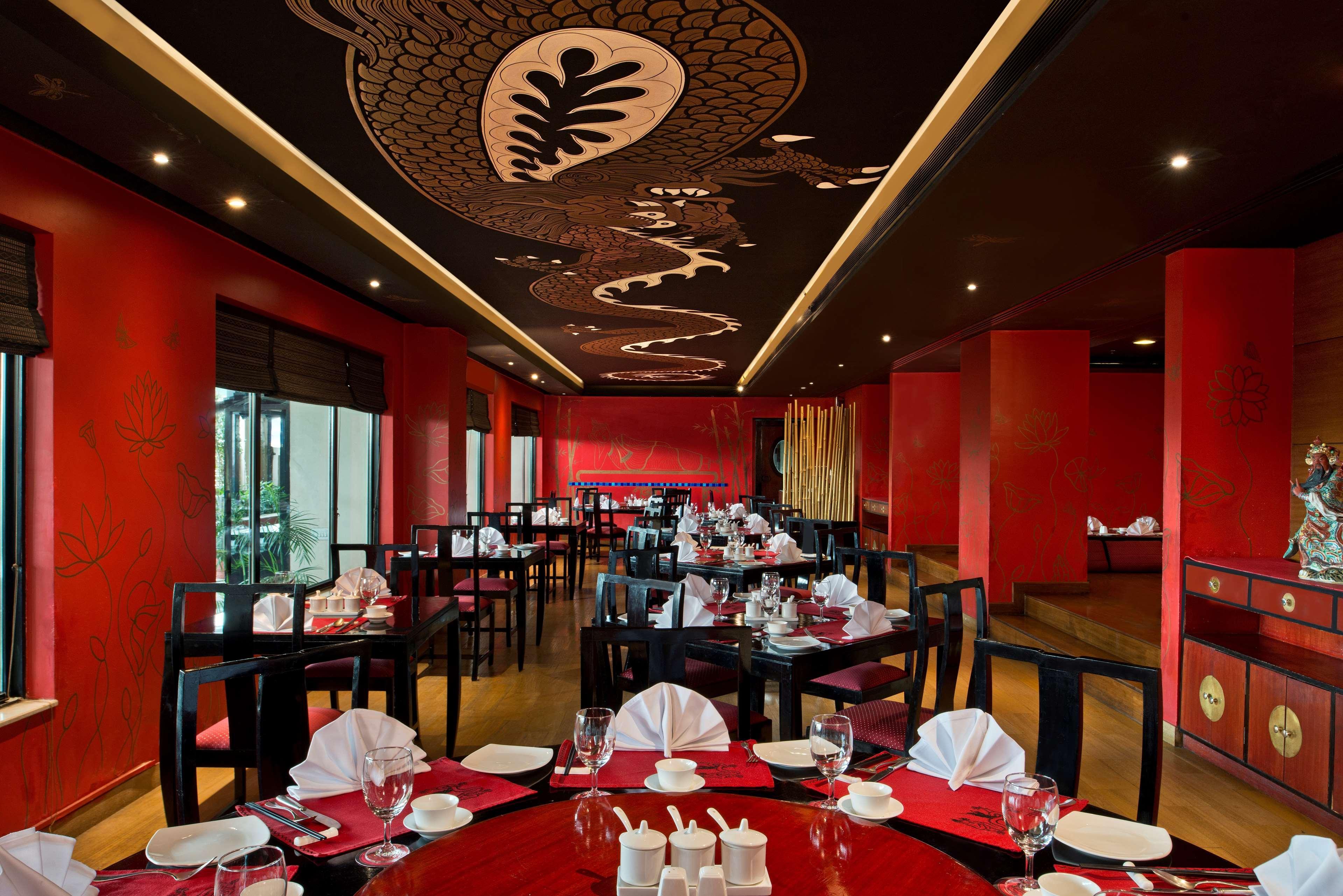 Hotel Radisson Center 5*