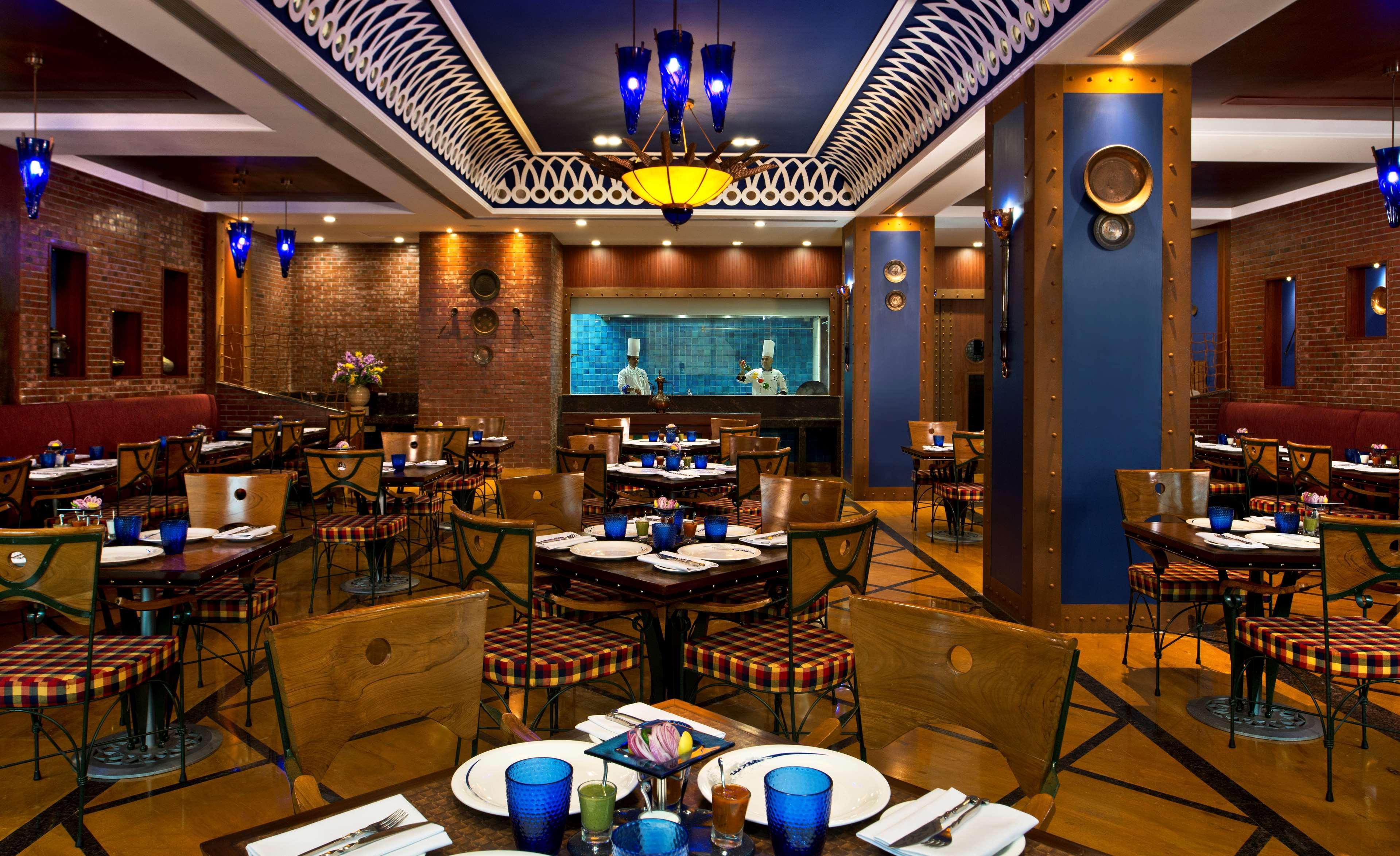 Radisson Center 5*