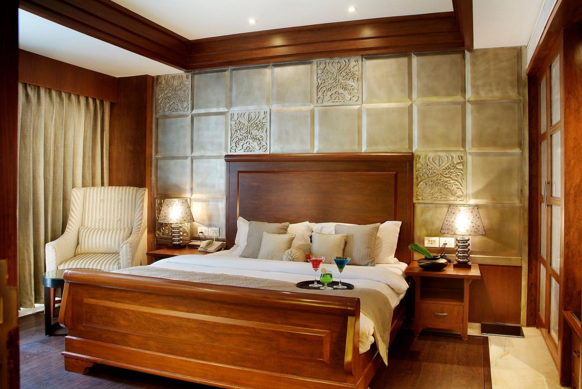 Hotel The Fern,