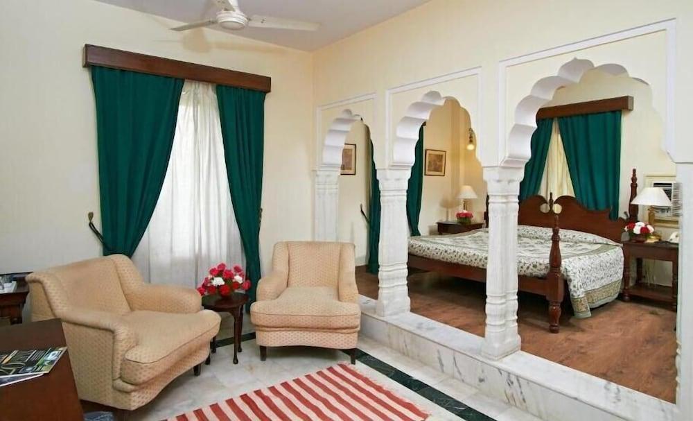 Mandawa Haveli