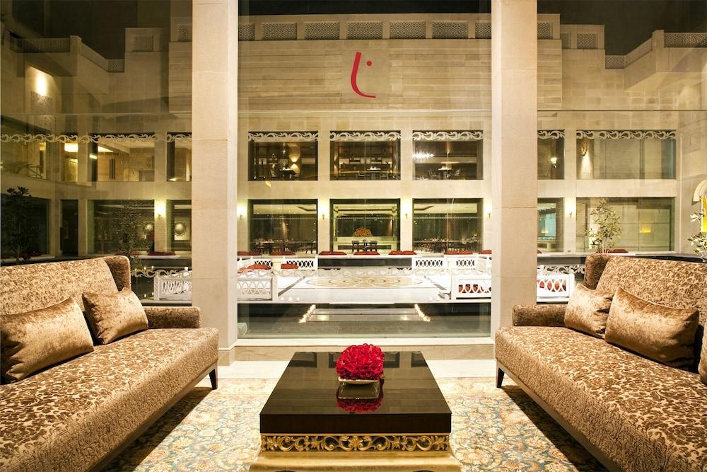 Hotel The Lalit Traveller- Airport Jaipur
