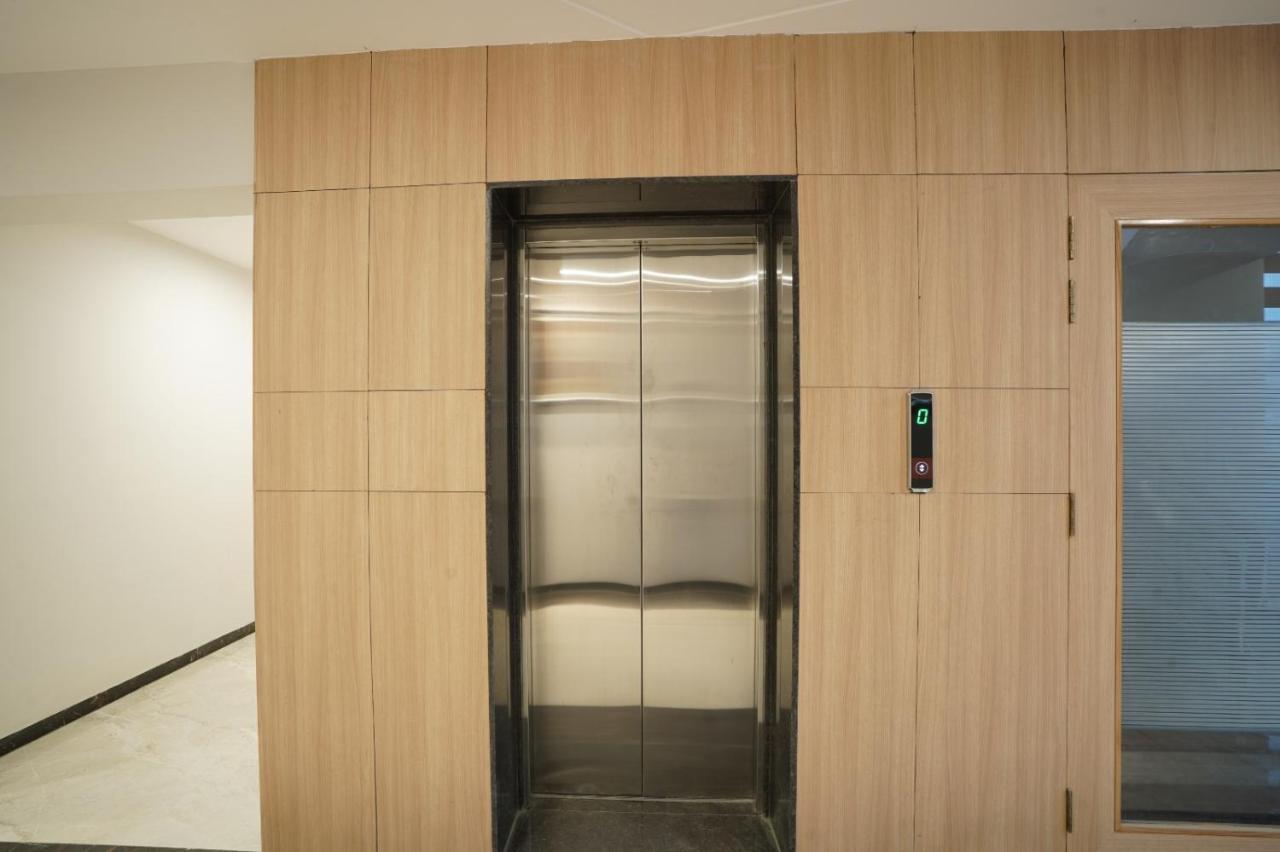 Krishna Hotel 3*