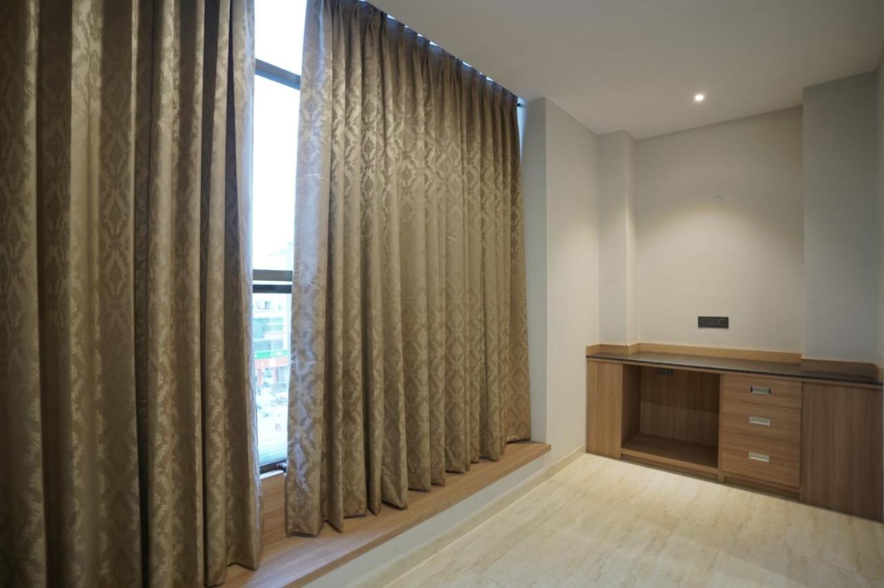 Hotel Krishna 3*